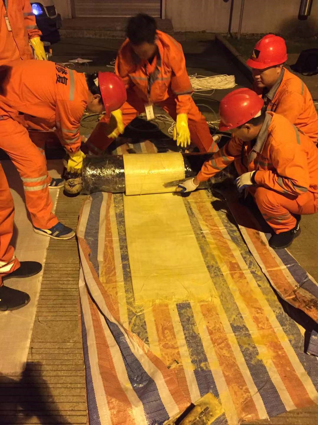 陵城CIPP局部树脂固化法